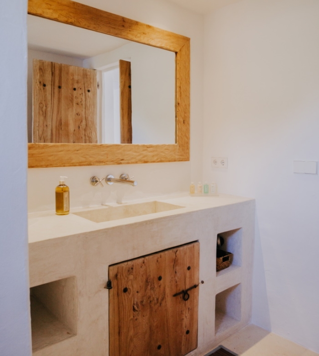 Resa estates Ibiza for sale finca Santa gertrudis sink .jpg